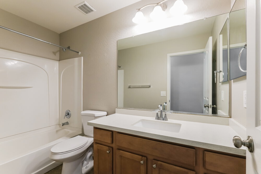 Building Photo - 2029 W Allens Peak Dr