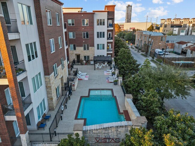 Building Photo - 1900 Genesee St