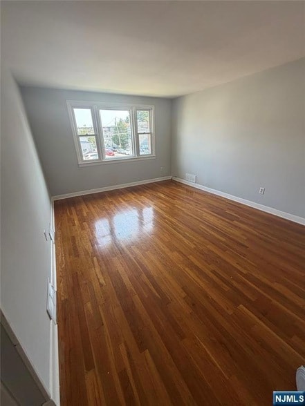 Building Photo - 152 Ackerman Ave