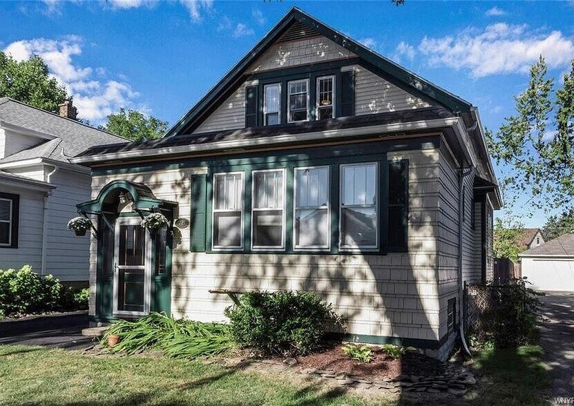 Building Photo - 78 Chamberlin Dr