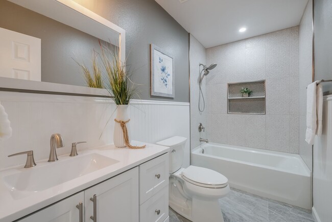 Building Photo - 25110 Orchard Acres