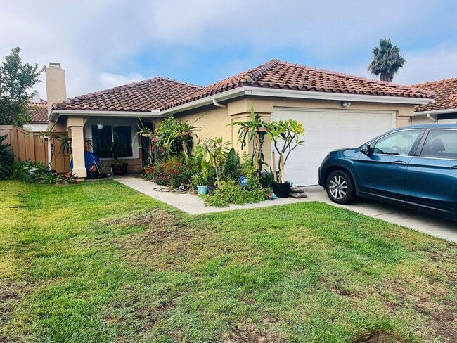 Primary Photo - Updated 3 Bed / 2 Bath in Sabre Springs!!