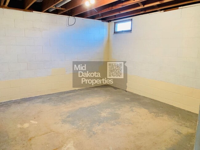 Building Photo - 710 S Wisconsin-2 Bedroom House