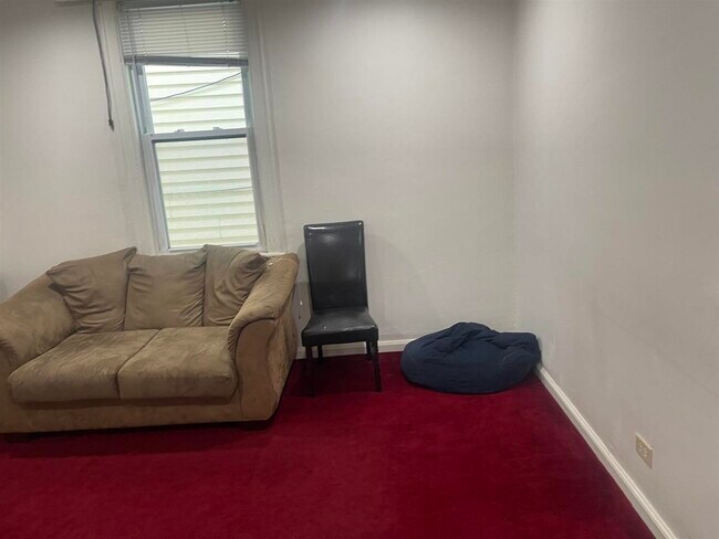 Building Photo - 516 Liberty Ave