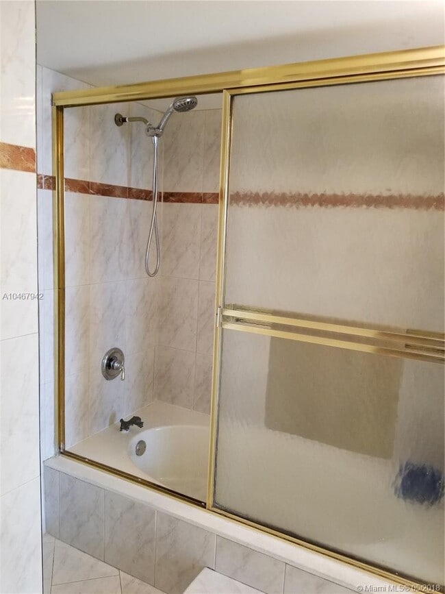 Building Photo - 1833 S Ocean Dr