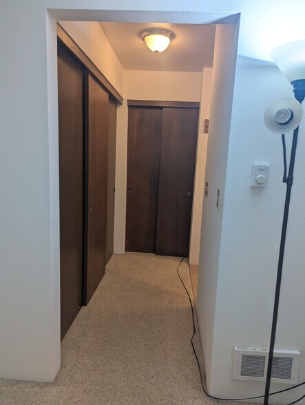 Primary bedroom hallway with closets - 12721 NE 129th Ct