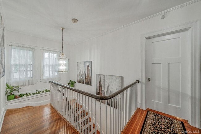 Building Photo - 5 Kohlsaat Ct