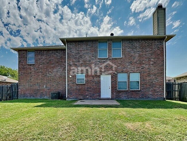 Building Photo - 711 Odenville Dr