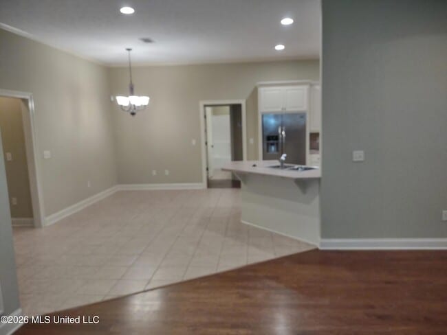 Building Photo - 446 Ash Tree Ln