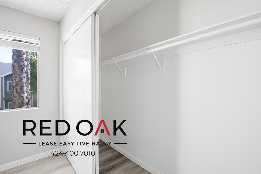 Building Photo - 14814 Gale Ave