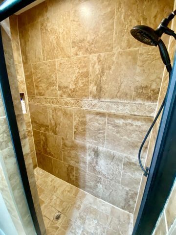 Building Photo - 11616 Grotto Bay Ct