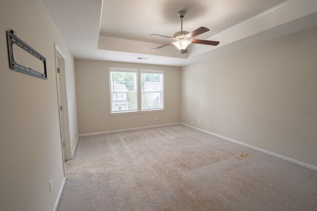 Building Photo - 92 Reese Way