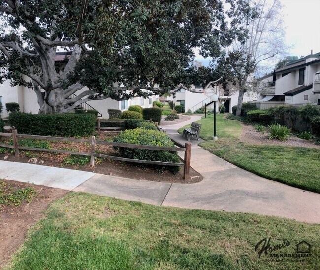 Building Photo - Homes Management - 1bd/1ba Vermont Villas ...