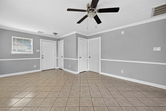 Building Photo - 20721 Patriot Park Ln