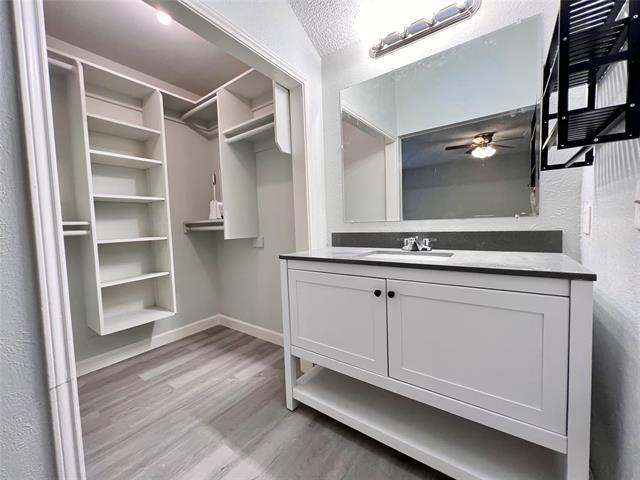 Building Photo - 11824 Garden Terrace Dr