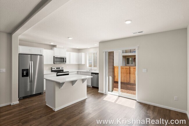 Building Photo - Beautiful NEW CONSTRUCTION 3 Bedroom 2.5 B...