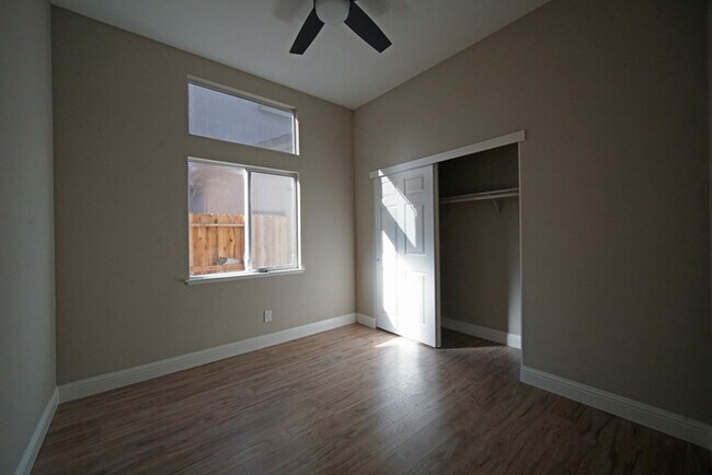 Building Photo - 6624 Di Lusso Dr