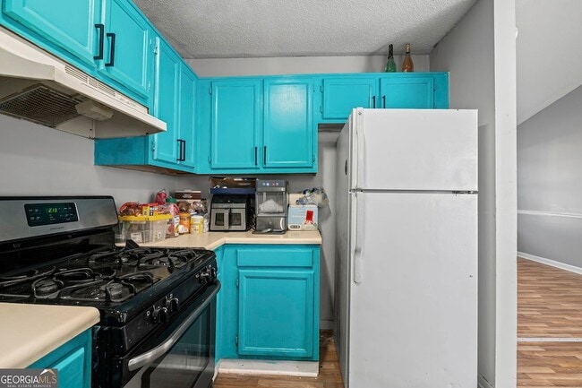 Building Photo - 5626 Pine Gate Dr