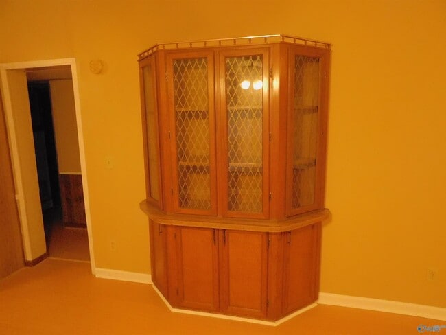 Building Photo - 498 Berry Hollow Rd