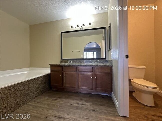 Building Photo - Adorable condo with great usage of space