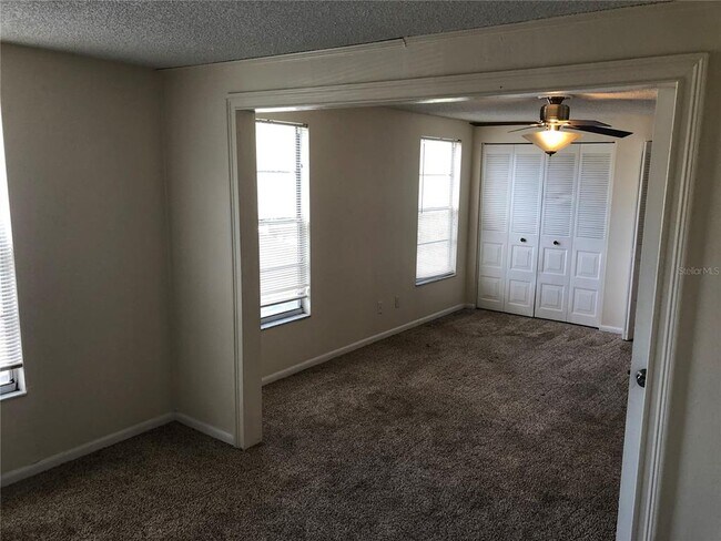 Building Photo - 5205 Dublin Pl