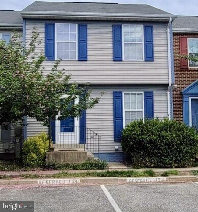 Building Photo - 508 Kingdom Ct