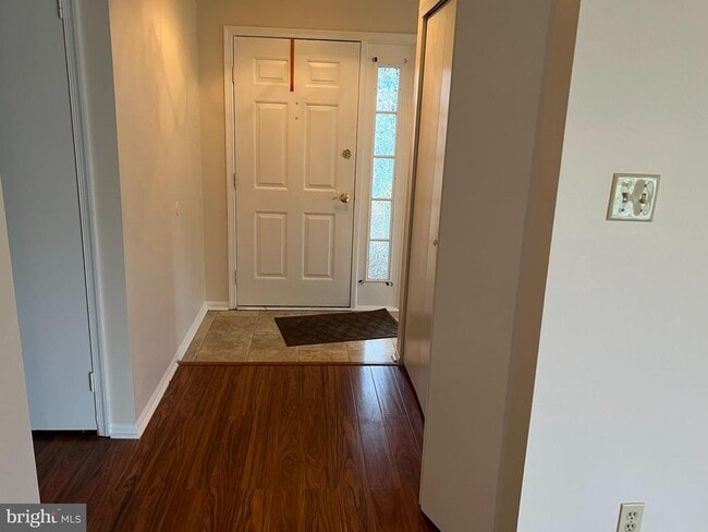 Building Photo - 17 Banbury Ct