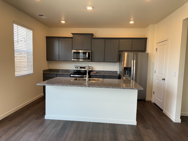 Building Photo - 6054 Holstein Dr