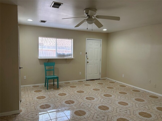 Building Photo - 2418 Bill Smith Rd