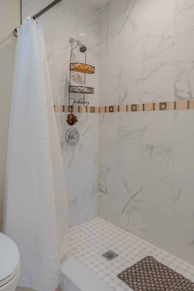 Building Photo - 6203 Tebbetts Dr