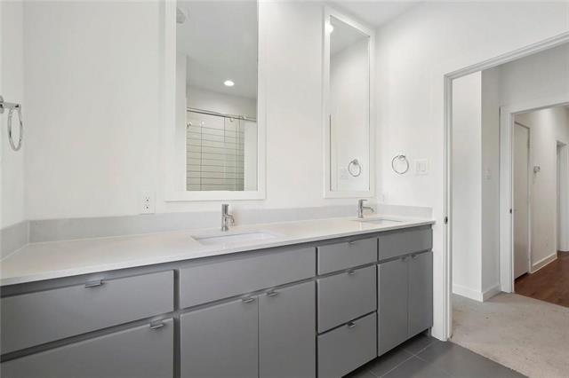 Building Photo - 4713 Bryan St