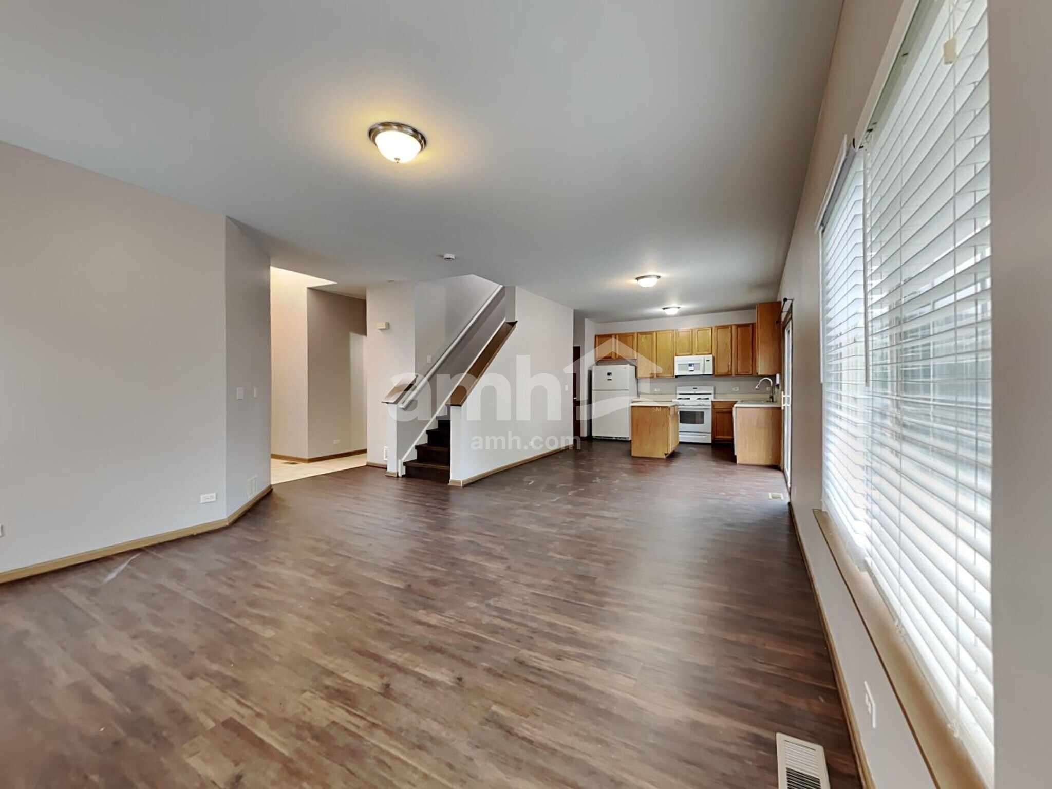 Building Photo - 14 Rolling Hills Ct