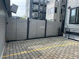 Building Photo - 818 Kennedy St NW