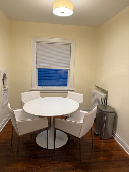 Building Photo - 6322 Hamilton Ave