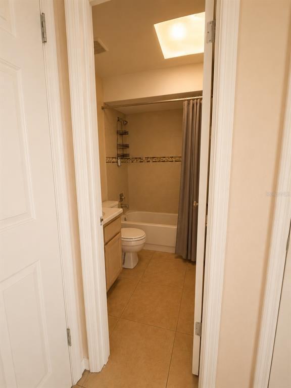 Building Photo - 5802 Red Dahlia Ct