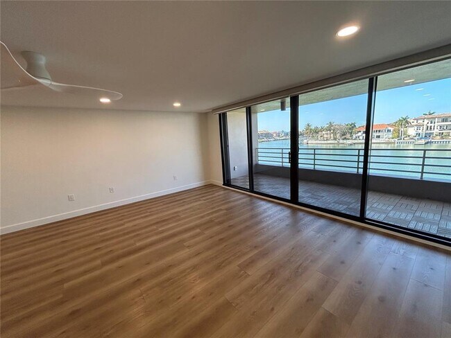 Building Photo - 6260 Kipps Colony Ct S