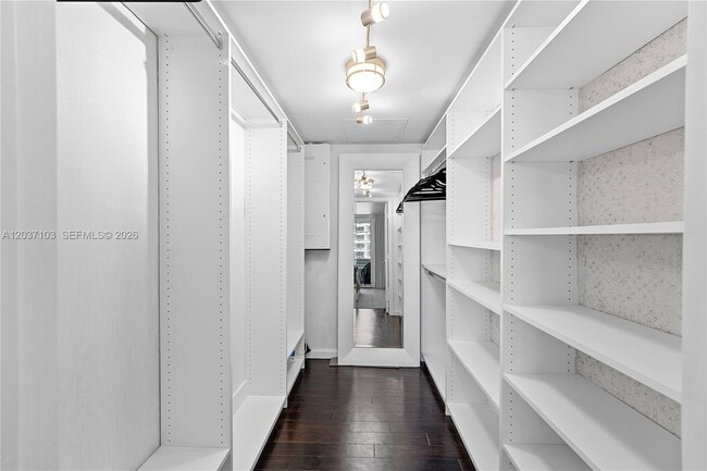 Building Photo - 10275 Collins Ave