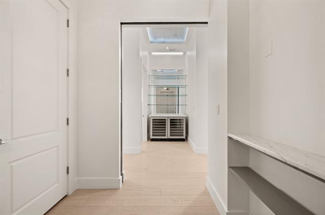 Building Photo - 2800 Lakeside Pkwy