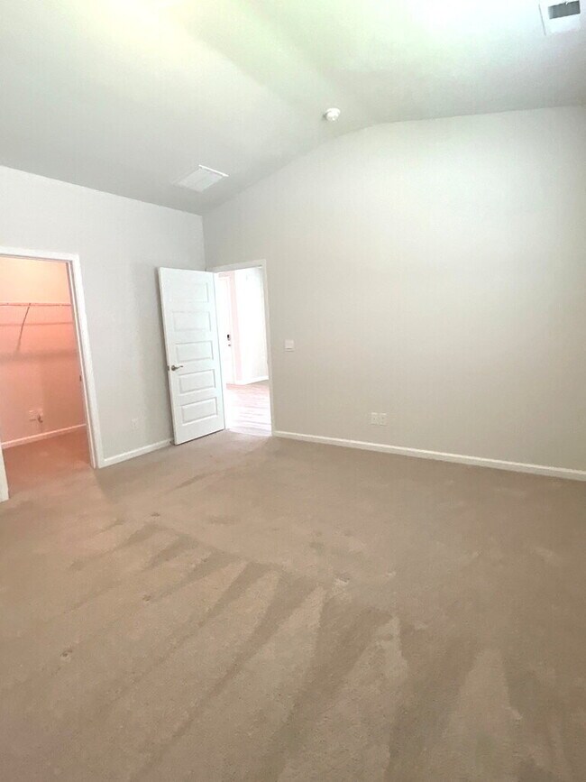 Building Photo - Elegant Living in Westbrook @ Savannah Quarters