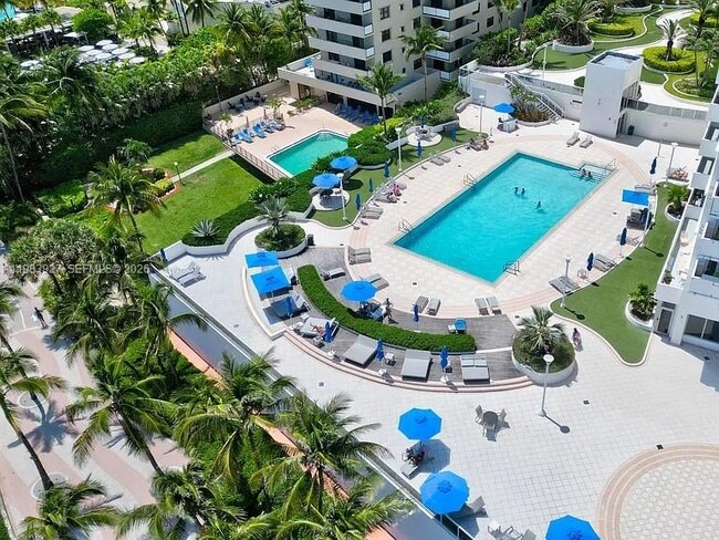 Building Photo - 100 Lincoln Rd