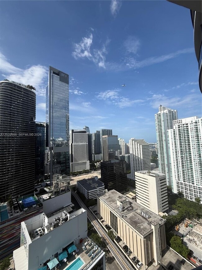 Building Photo - 1000 Brickell Plaza