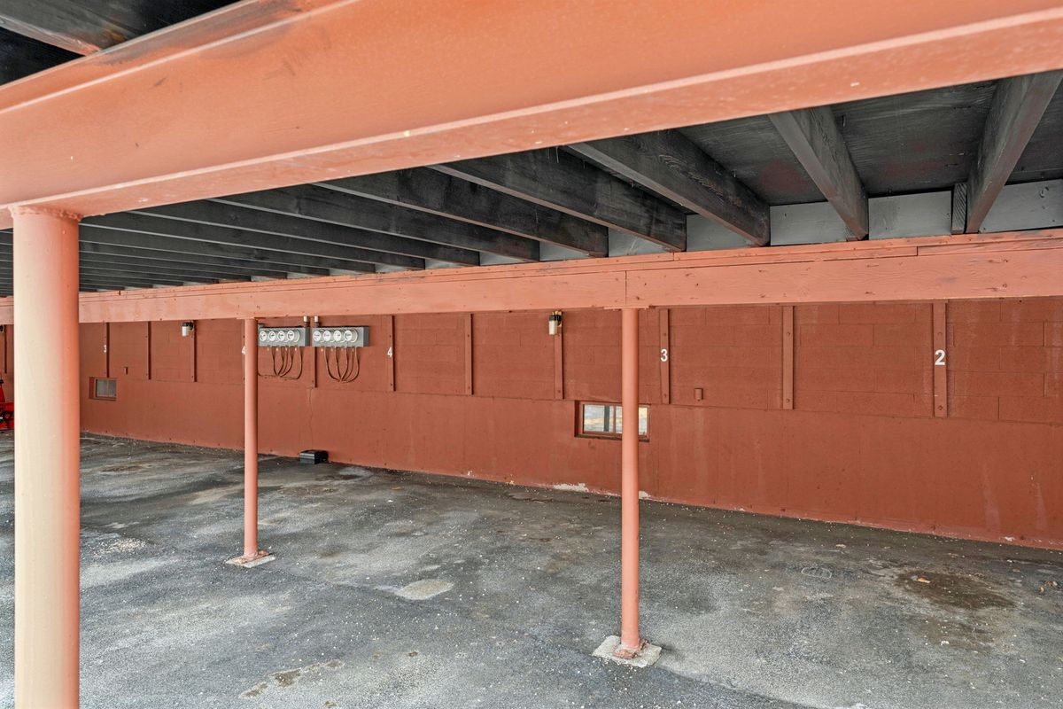 Building Photo - 30 Losson Garden Dr