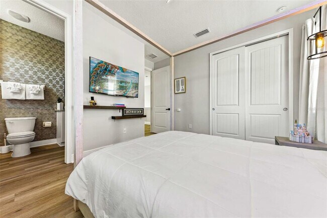 Building Photo - 389 Southfield St