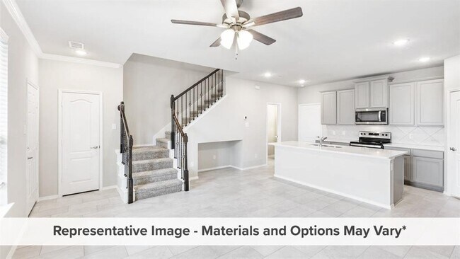 Building Photo - 2221 Greystone Dr
