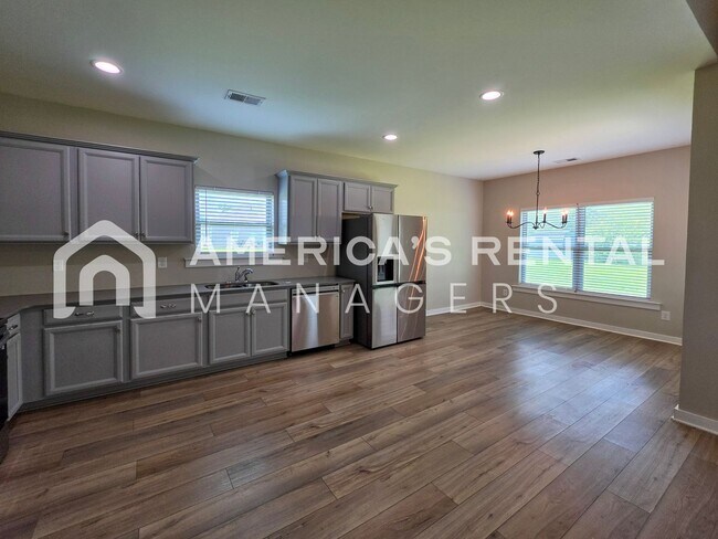 Building Photo - DEPOSIT PENDING!!! - Four Bedroom, Modern Home for Rent in Eastaboga - Available NOW!