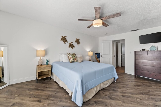 Building Photo - 2750 Ocean Shore Blvd