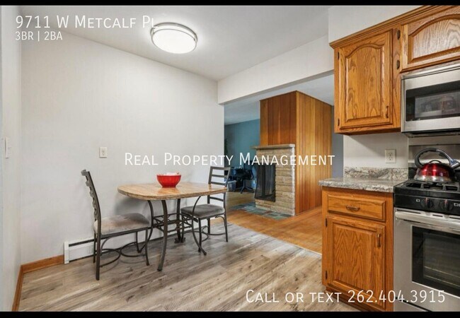 Building Photo - 9711 W Metcalf Pl