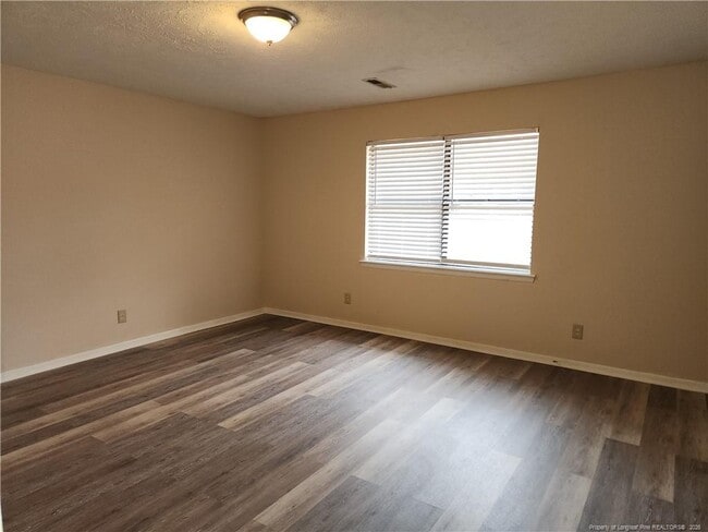 Building Photo - 7062 Calamar Dr