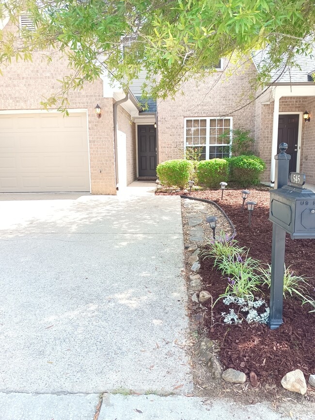 Primary Photo - 545 Reach Dr
