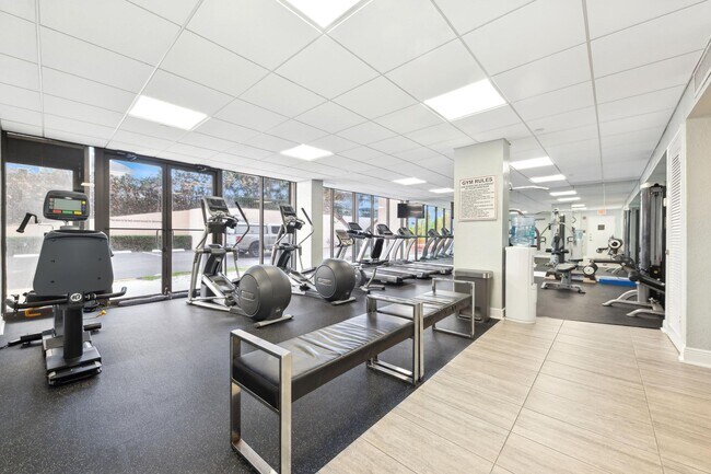 Building Photo - 4200 N Ocean Dr